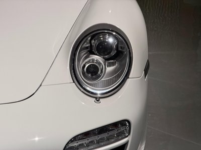 PORSCHE 911 - 9