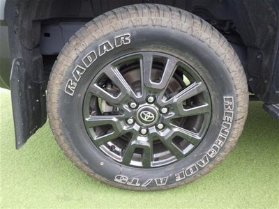 صورة مصغرة 40 لـ 2024 Toyota LAND CRUISER 250