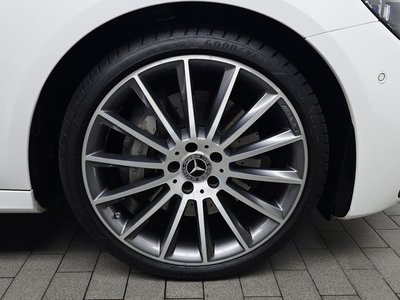 صورة 8 لـ 2022 Mercedes-BENZ E-CLASS
