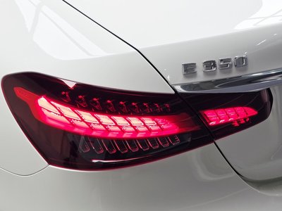 صورة 10 لـ 2022 Mercedes-BENZ E-CLASS