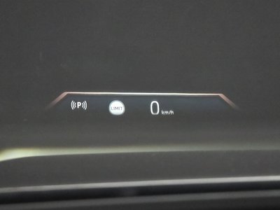 2025 BMW 5 SERIES 缩略图 15