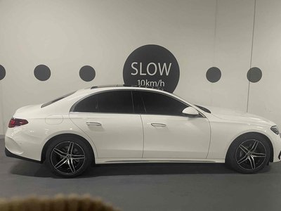 MERCEDES-BENZ E-CLASS - 6