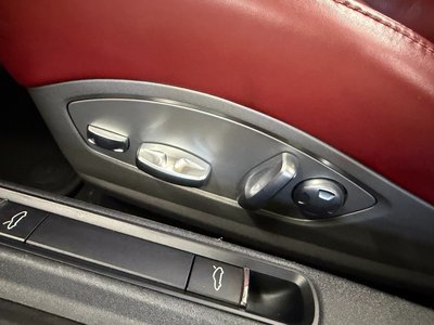 2016 Porsche 911 — миниатюра 13