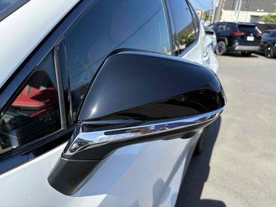 2024 Lexus NX thumbnail 19
