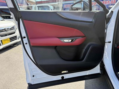 2024 Lexus NX thumbnail 60