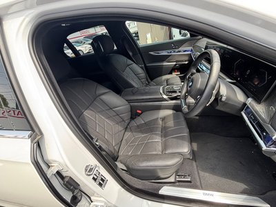 2025 BMW 7 SERIES 缩略图 32