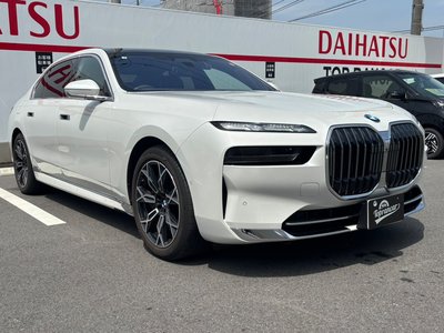 BMW 7 SERIES - 1