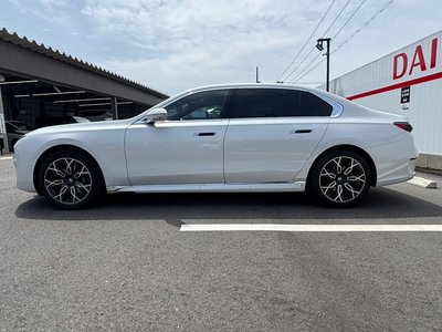 BMW 7 SERIES - 5