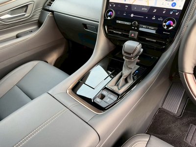 صورة مصغرة 50 لـ 2025 TOYOTA ALPHARD