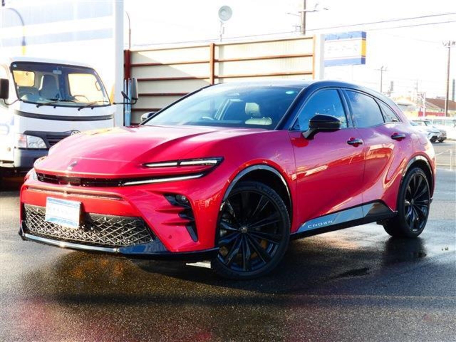 TOYOTA CROWN SPORT - View 1