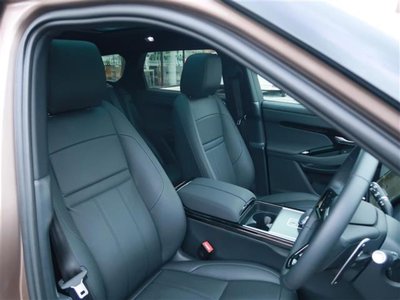 2025 LAND Rover RANGE ROVER EVOQUE — миниатюра 24