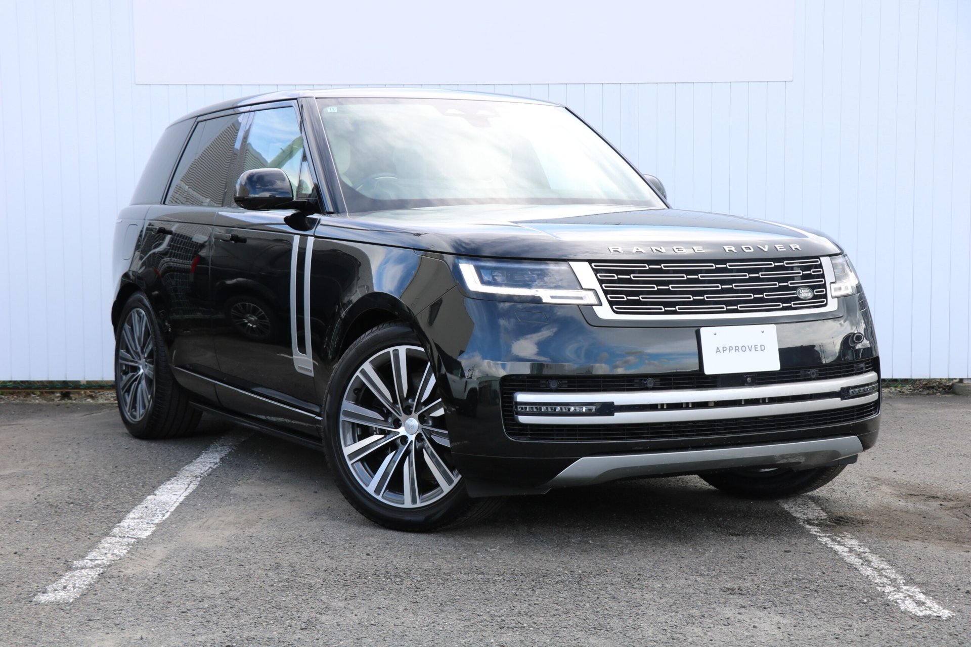 LAND ROVER RANGE ROVER - View 1