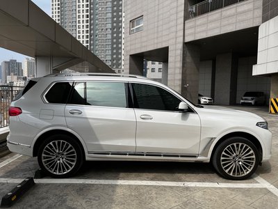 2022 BMW X7 — фото 4