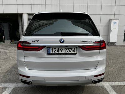 2022 BMW X7 — фото 2