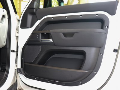صورة مصغرة 27 لـ 2022 LAND Rover DEFENDER