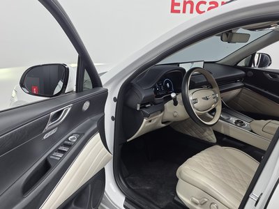 2022 Genesis GV80 thumbnail 13