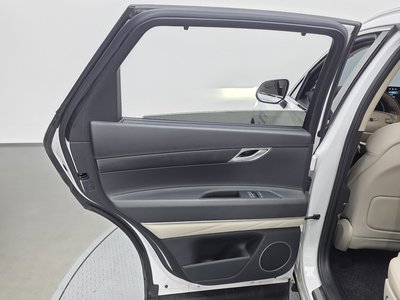 2022 Genesis GV80 thumbnail 15