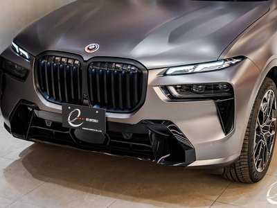 BMW X7 - 7