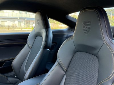 PORSCHE 911 GT3 TOURING PACKAGE - 6