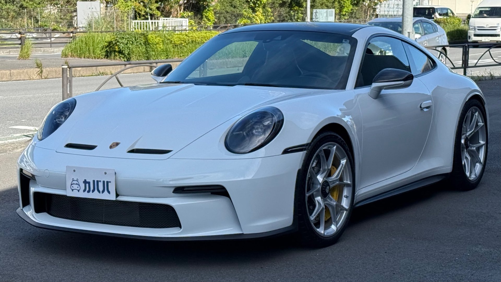 PORSCHE 911 GT3 TOURING PACKAGE - View 1