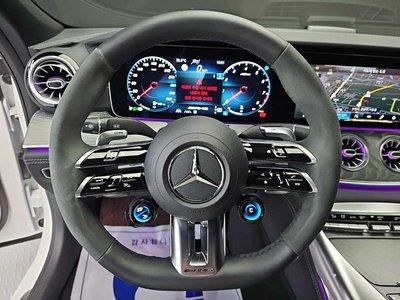2023 Mercedes-BENZ GT AMG 照片 9