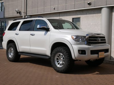 TOYOTA SEQUOIA - 5
