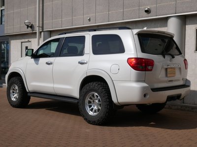 TOYOTA SEQUOIA - 6