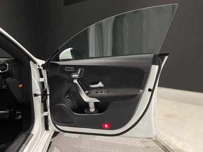 MERCEDES-BENZ CLA - 4