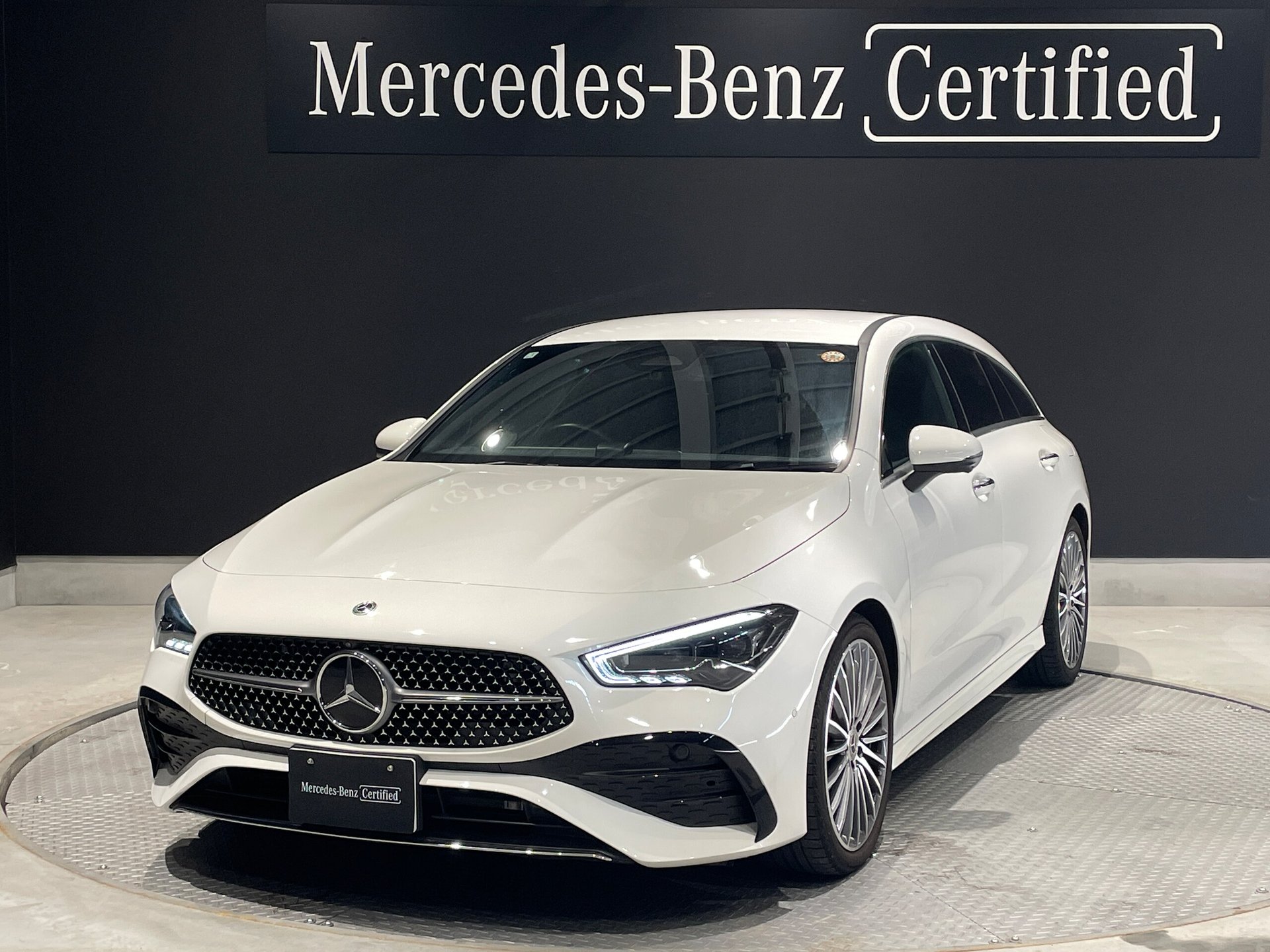 MERCEDES-BENZ CLA - View 1