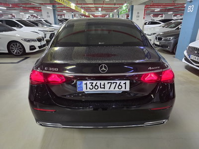 MERCEDES-BENZ E-CLASS - 5