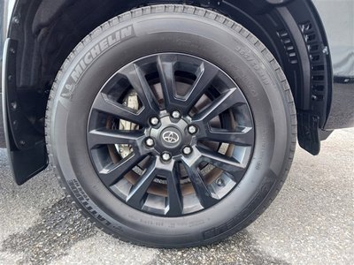 صورة مصغرة 11 لـ 2023 Toyota LAND CRUISER PRADO