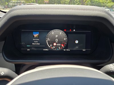 LAND ROVER DEFENDER - 5