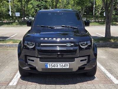LAND ROVER DEFENDER - 2