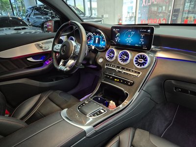 MERCEDES-BENZ GLC - 7