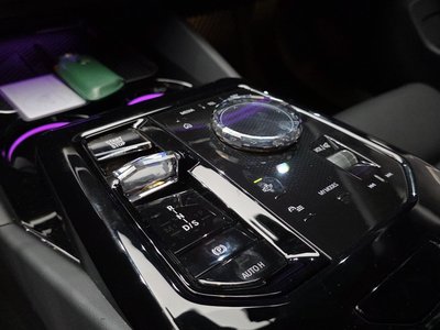 2024 BMW 5 SERIES — миниатюра 12