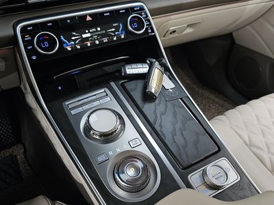 2023 Genesis GV80 thumbnail 13
