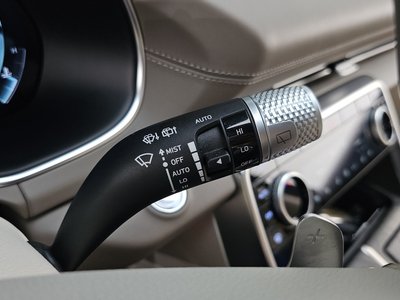 2023 Genesis GV80 thumbnail 31