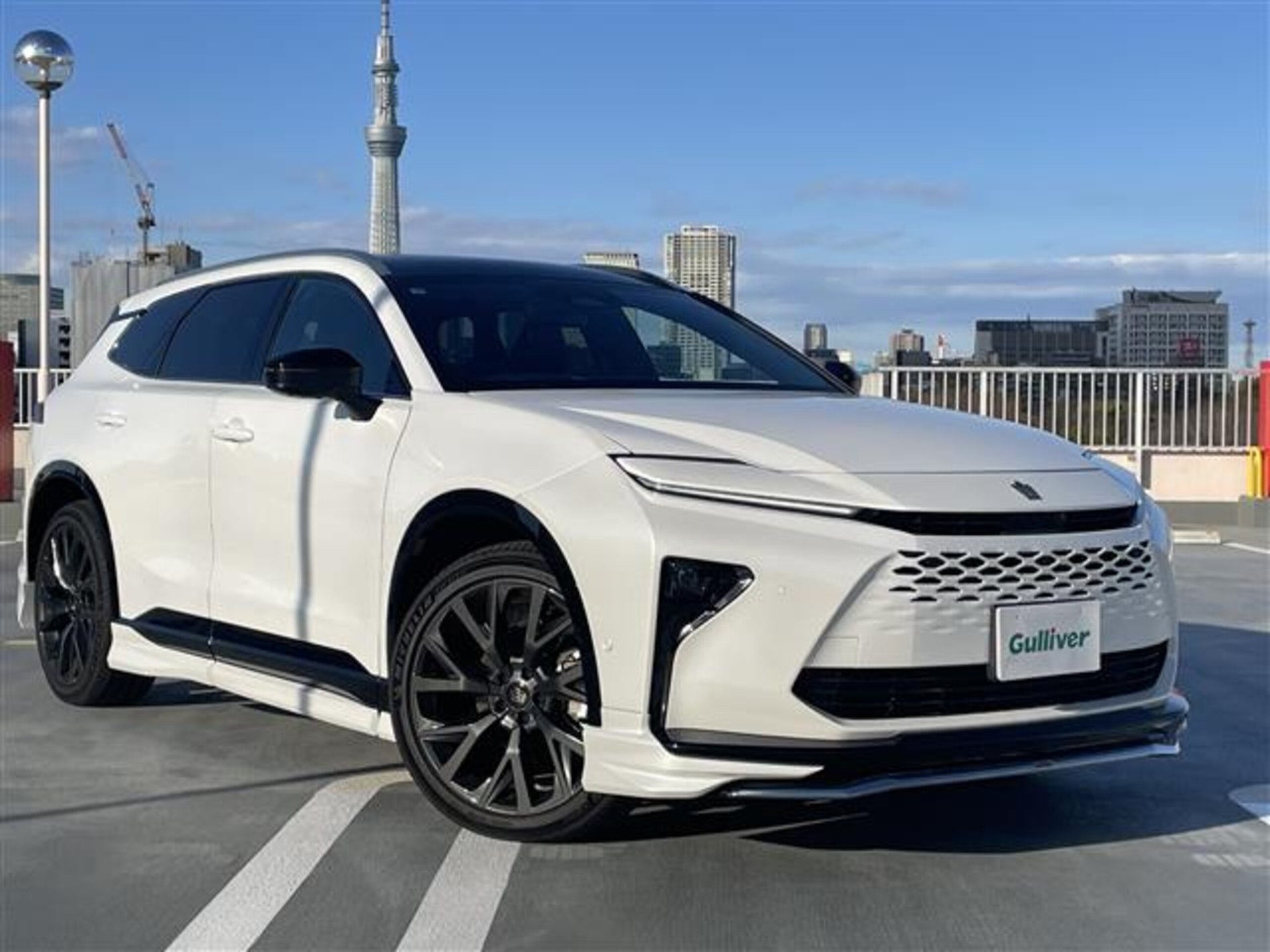 TOYOTA CROWN ESTATE - View 1