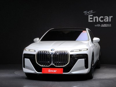 BMW 7 SERIES - 2