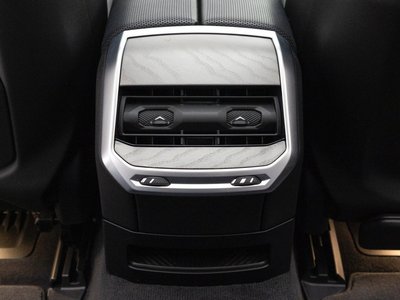 صورة مصغرة 19 لـ 2023 BMW I7
