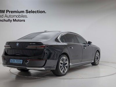 2023 BMW I7 — фото 3