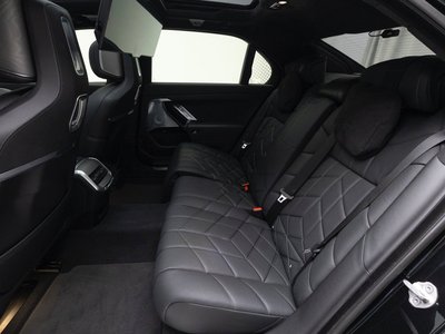 صورة مصغرة 12 لـ 2023 BMW I7