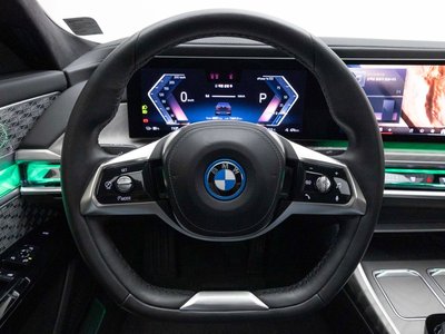 صورة مصغرة 13 لـ 2023 BMW I7