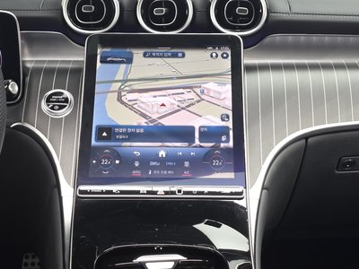 2024 Mercedes-BENZ GLC — миниатюра 19