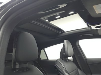 2024 Mercedes-BENZ GLC — миниатюра 23