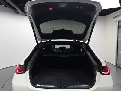 2024 Mercedes-BENZ GLC — миниатюра 26