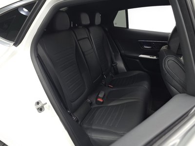 2024 Mercedes-BENZ GLC — миниатюра 17