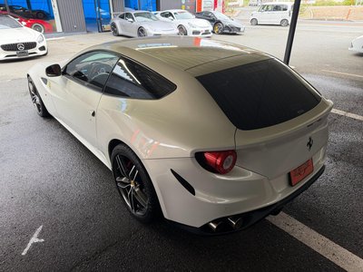 2015 Ferrari FF — миниатюра 13
