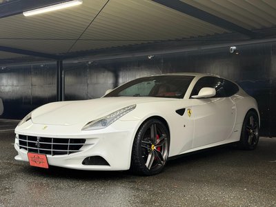 FERRARI FF - 6