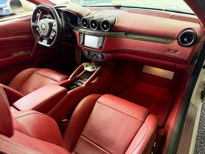 2015 Ferrari FF — миниатюра 45
